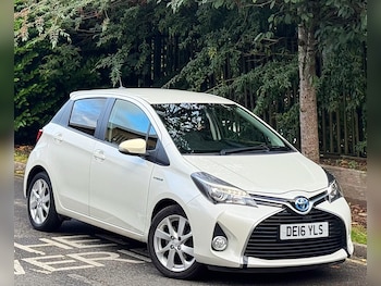 Used Toyota Yaris 2016 for sale - 75808474: Photo