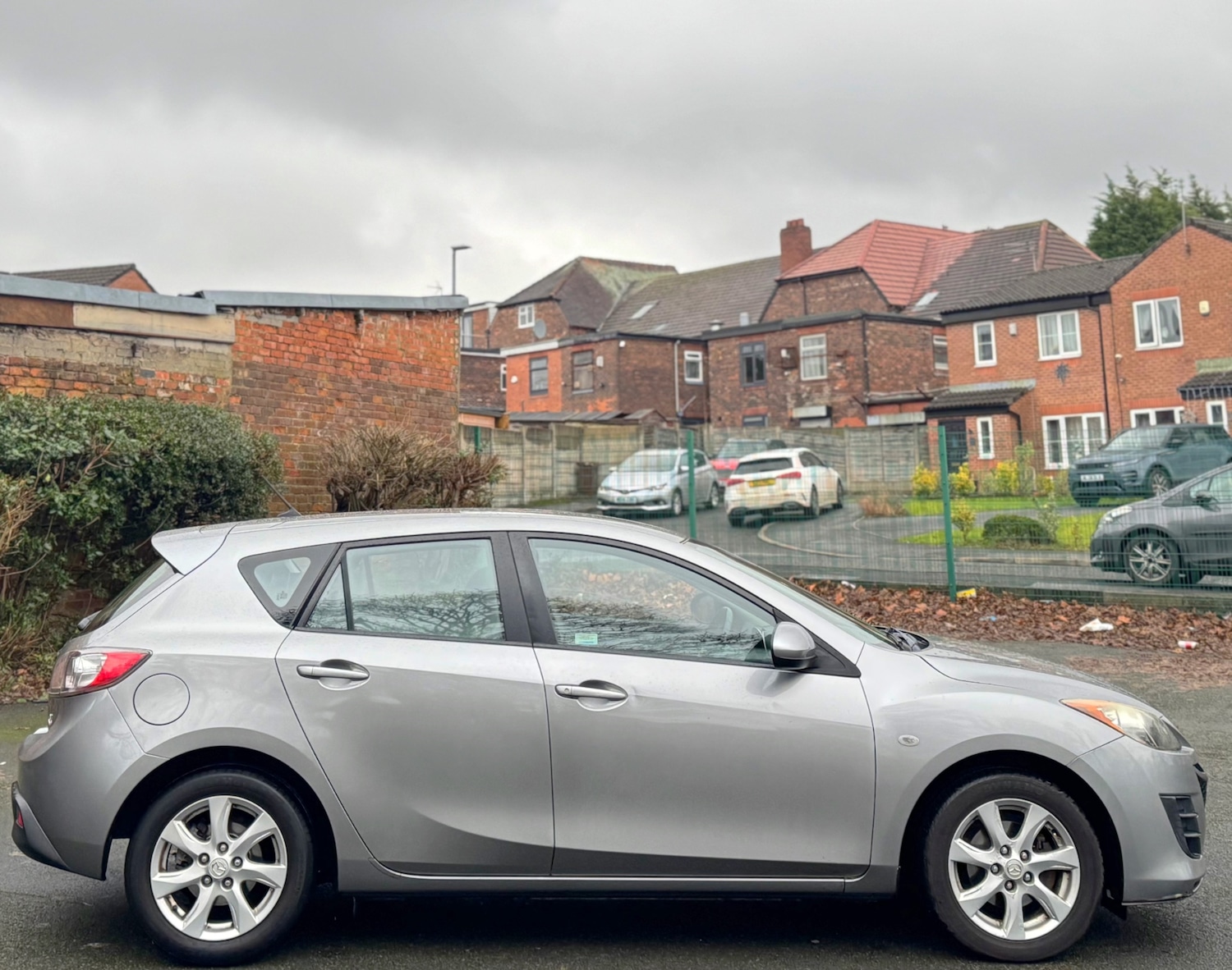 Used Mazda Mazda3 2010 for sale - 77241410: Photo 9