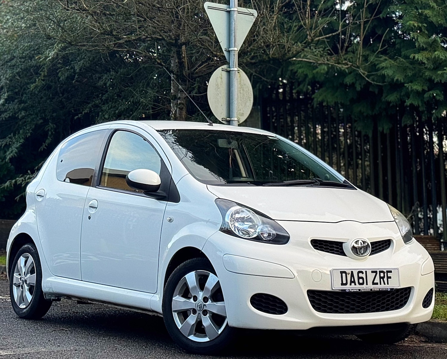 Used Toyota AYGO 2012 for sale - 76974606: Photo 3