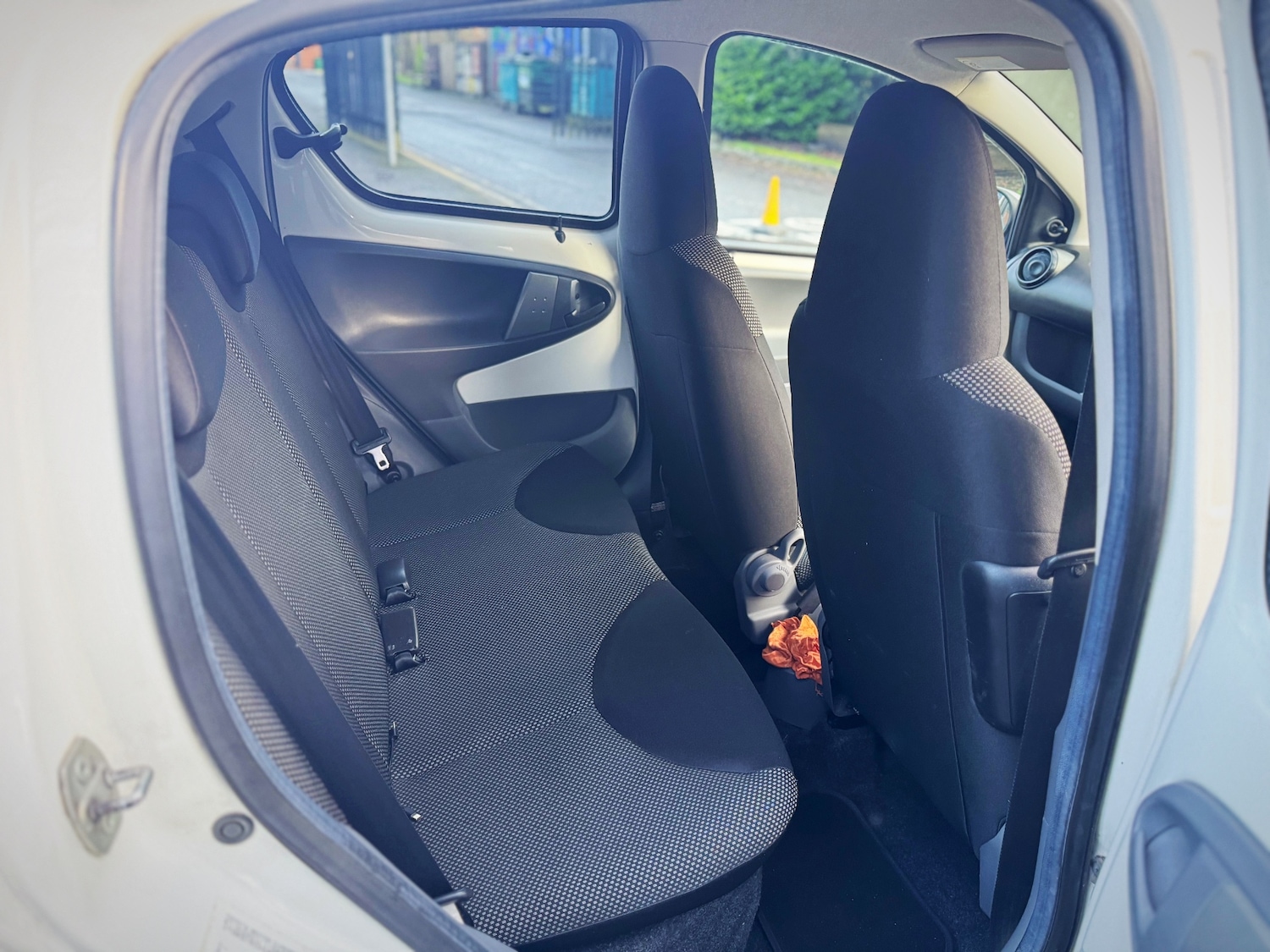 Used Toyota AYGO 2012 for sale - 76974606: Photo 32