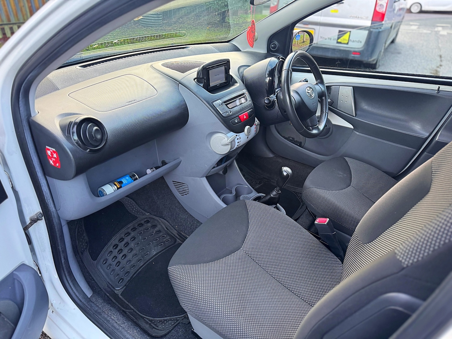 Used Toyota AYGO 2012 for sale - 76974606: Photo 33