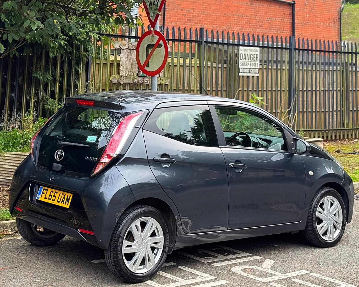 Used Toyota AYGO 2015 for sale - 76022770: Photo 22