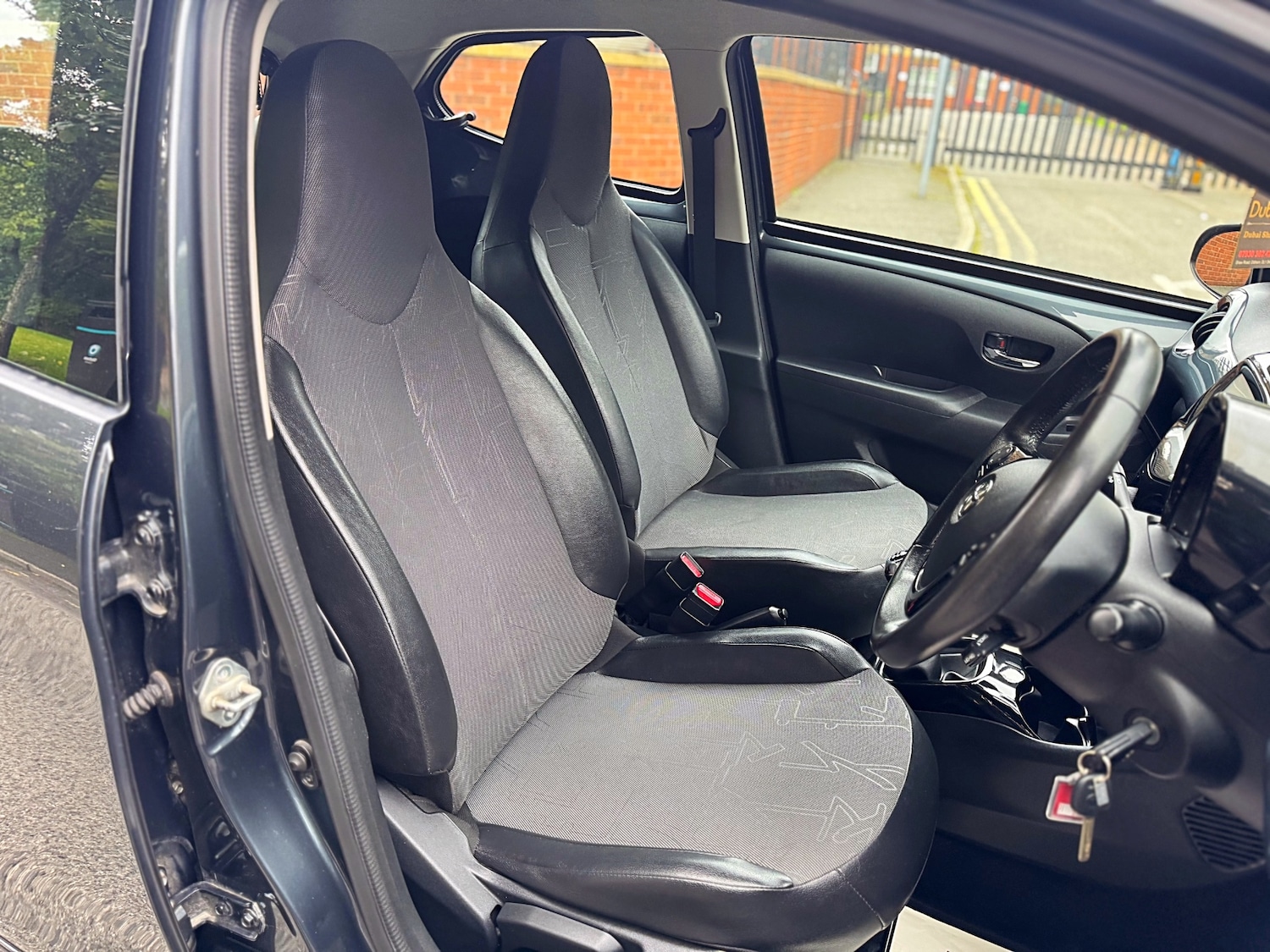 Used Toyota AYGO 2015 for sale - 76022770: Photo 31