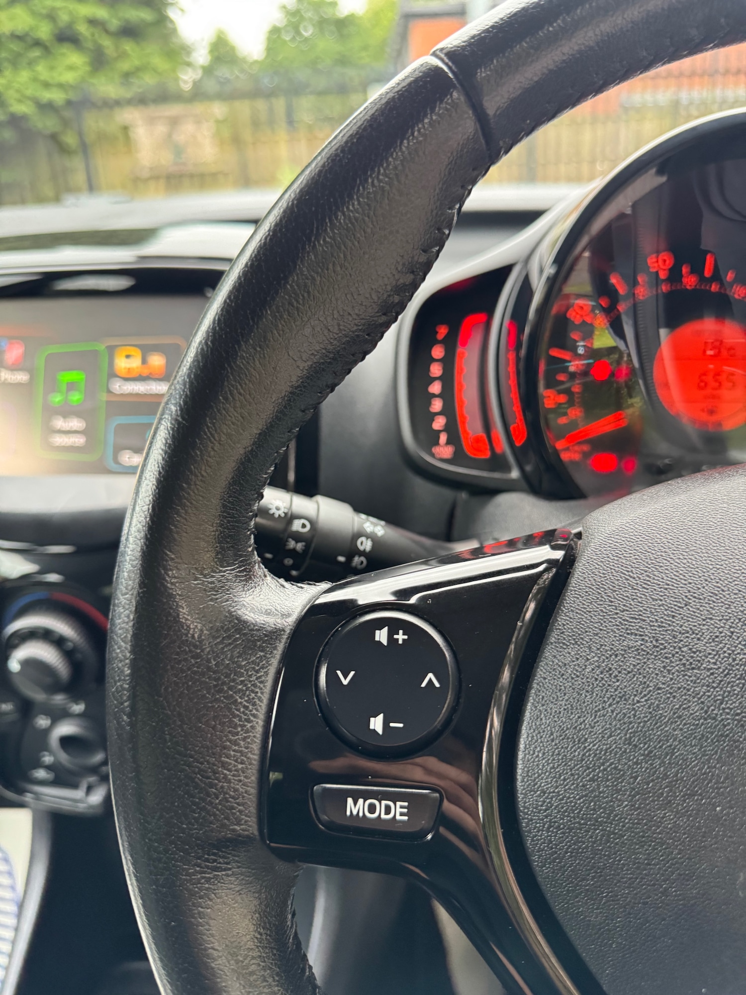 Used Toyota AYGO 2015 for sale - 76022770: Photo 46