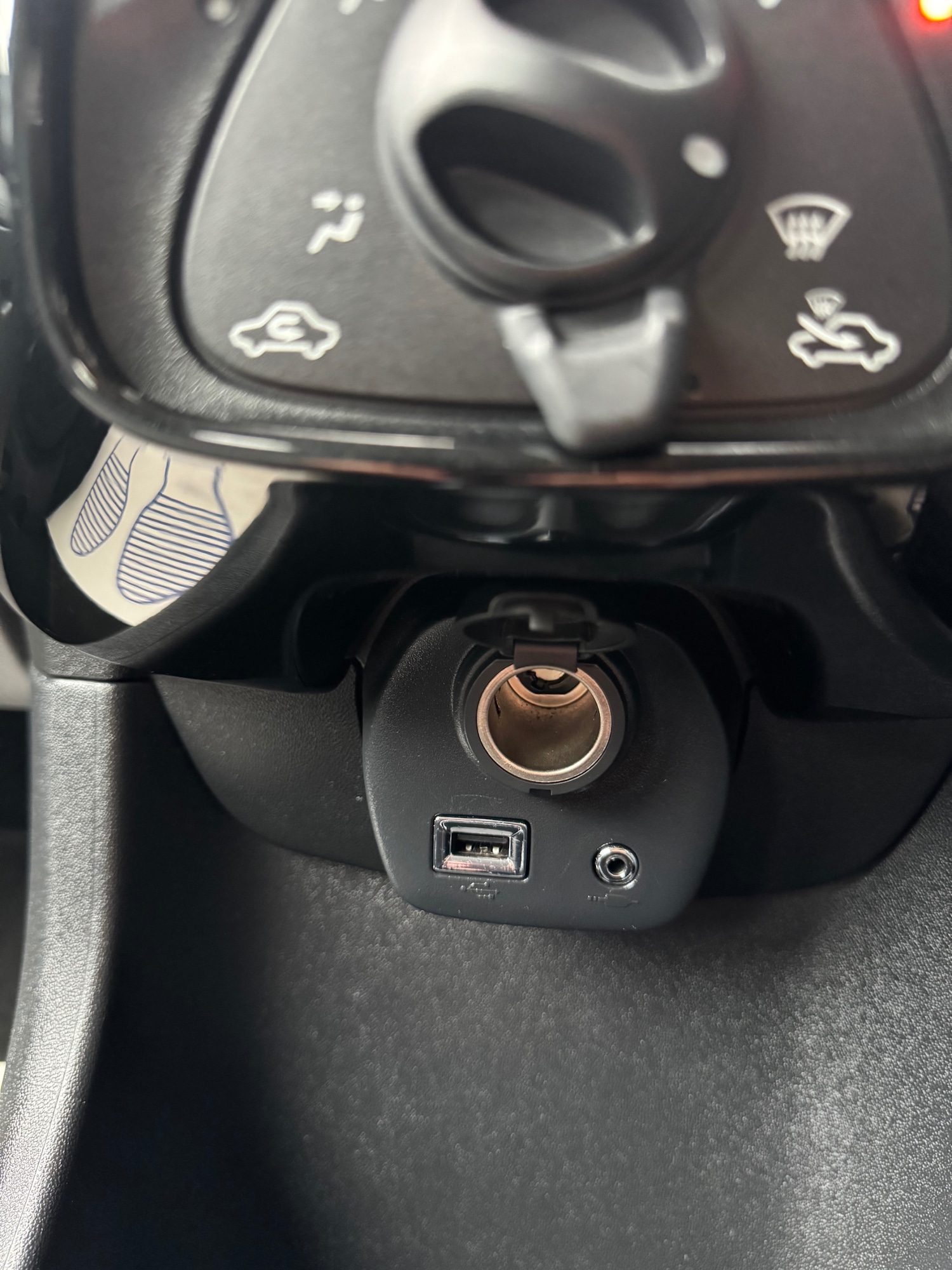 Used Toyota AYGO 2015 for sale - 76022770: Photo 55
