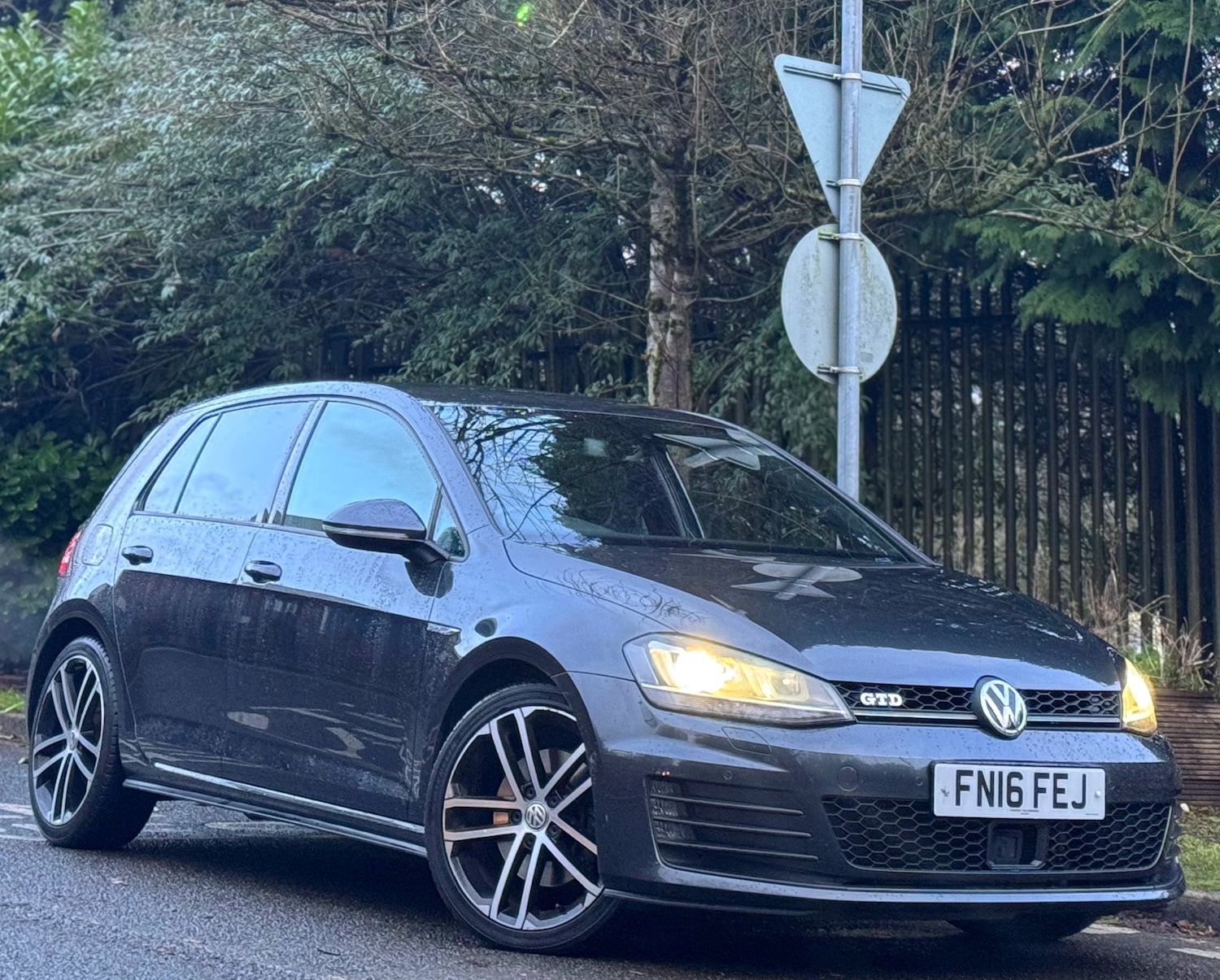 Used Volkswagen Golf 2016 for sale - 77190338: Photo 3