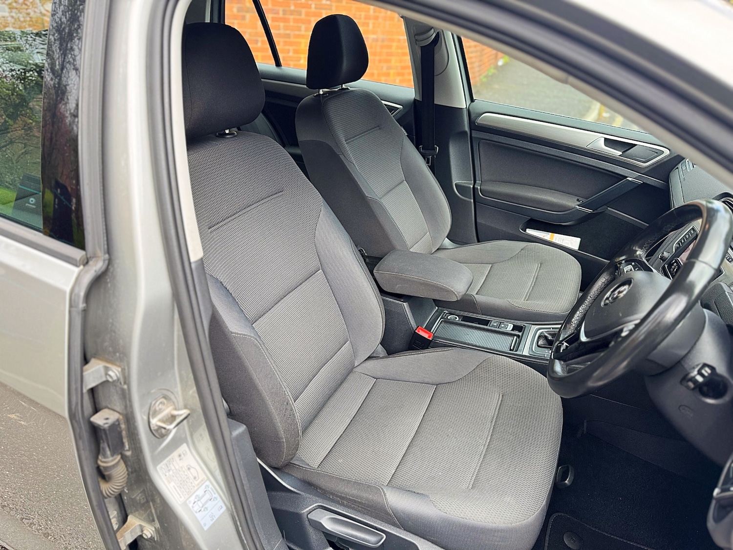 Used Volkswagen Golf 2016 for sale - 78185814: Photo 33