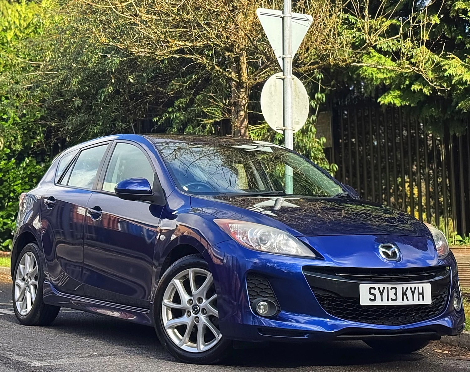 Used Mazda Mazda3 2013 for sale - 78057268: Photo 4