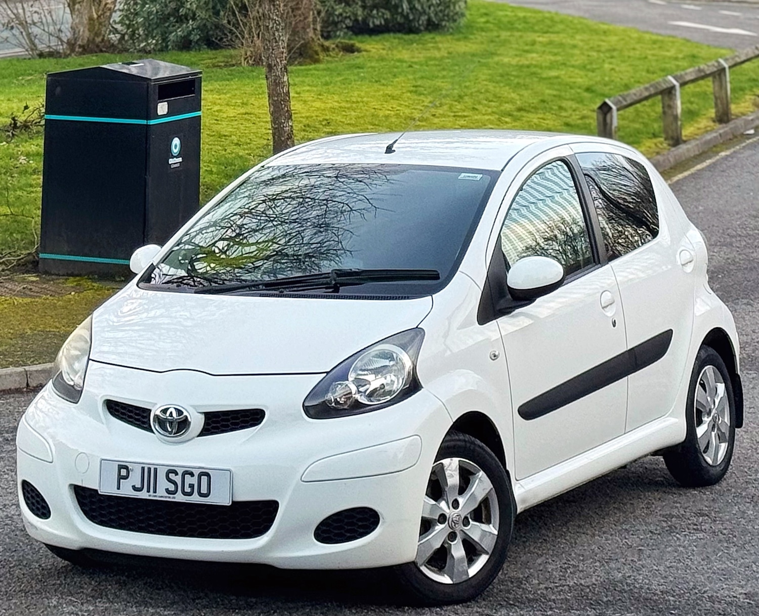 Used Toyota AYGO 2011 for sale - 77663765: Photo 12