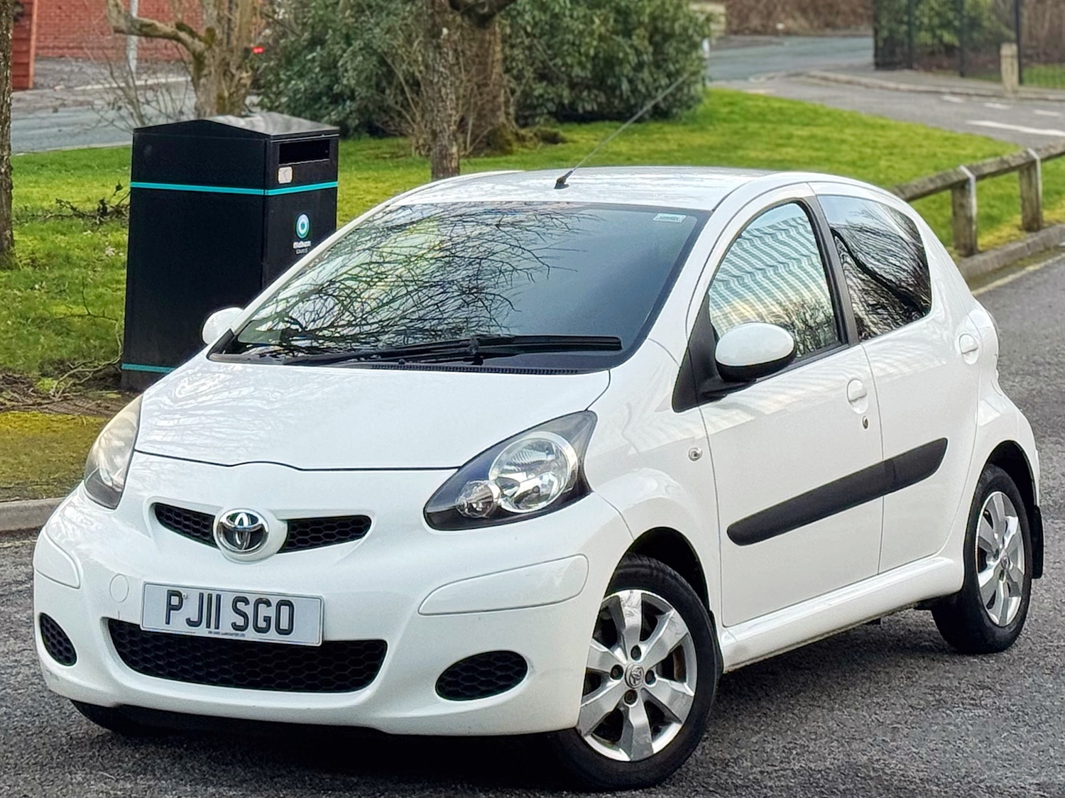 Used Toyota AYGO 2011 for sale - 77663765: Photo 13