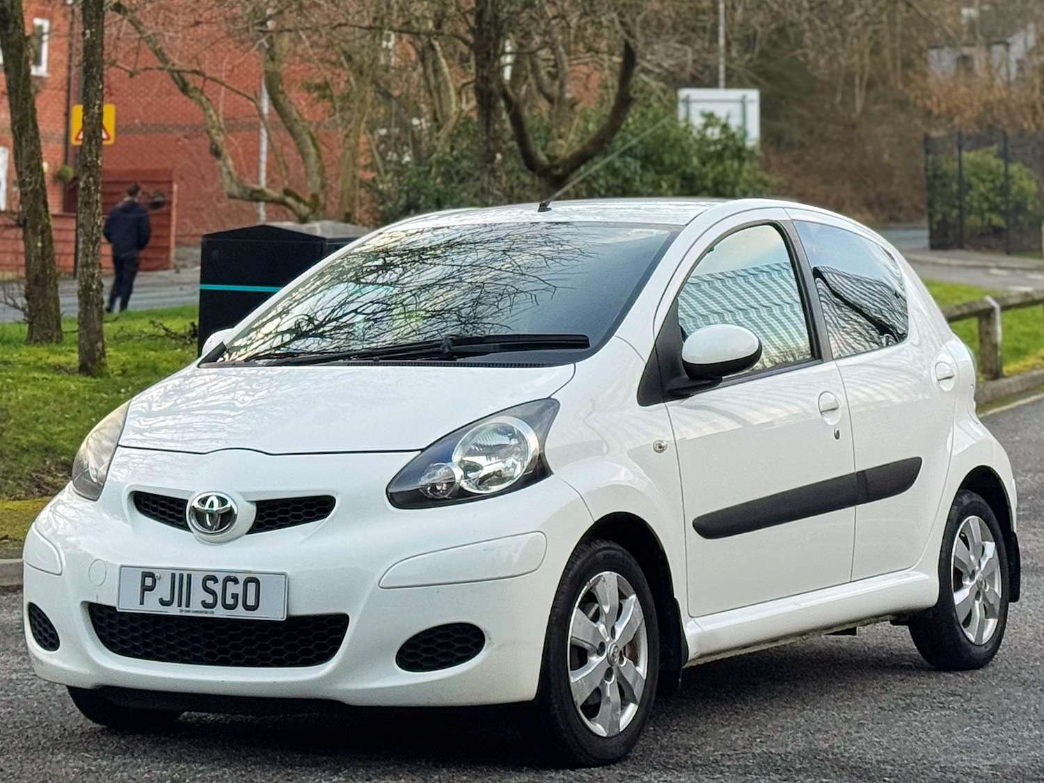 Used Toyota AYGO 2011 for sale - 77663765: Photo 17