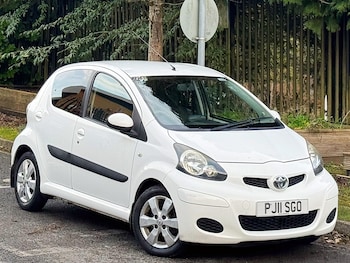 2011 (11) - 1.0 VVT-i Go 5dr