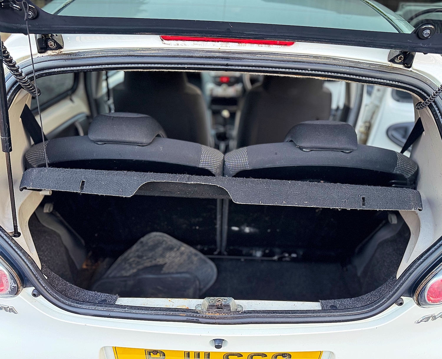 Used Toyota AYGO 2011 for sale - 77663765: Photo 32