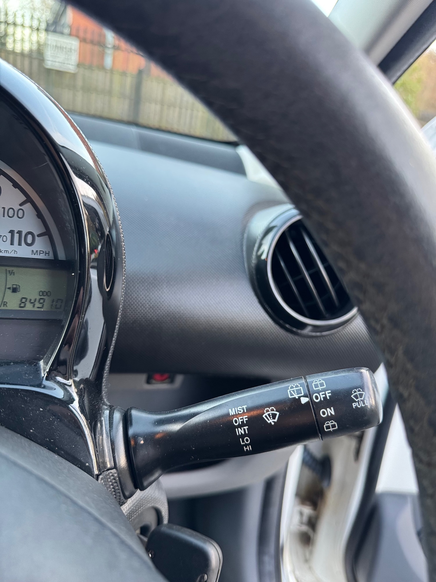 Used Toyota AYGO 2011 for sale - 77663765: Photo 40