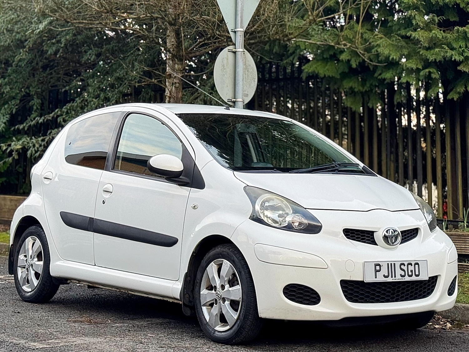 Used Toyota AYGO 2011 for sale - 77663765: Photo 6