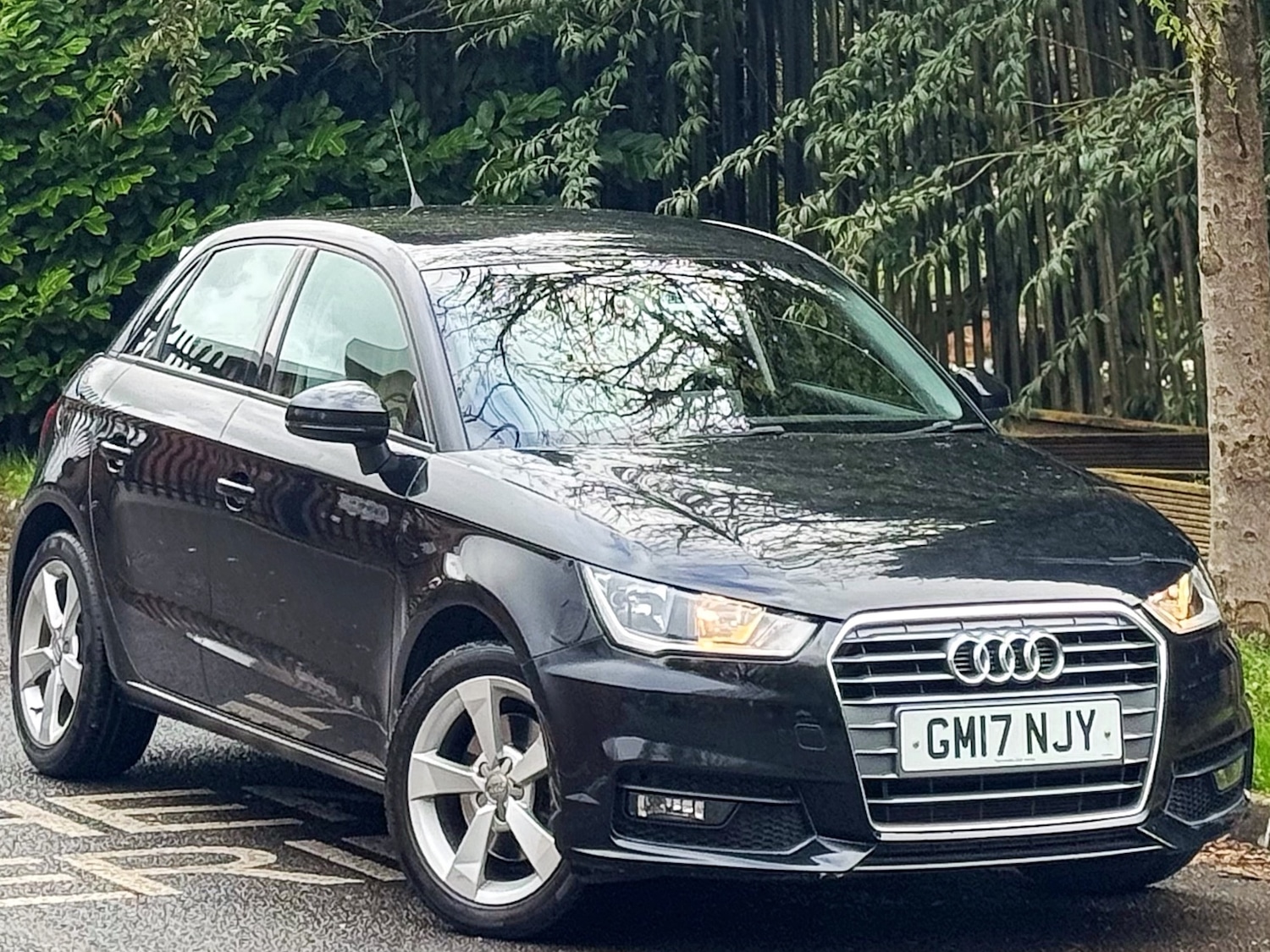 Used Audi A1 2017 for sale - 78185817: Photo 2