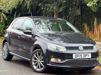 Used Volkswagen Polo 2015 for sale - 79681618: Photo