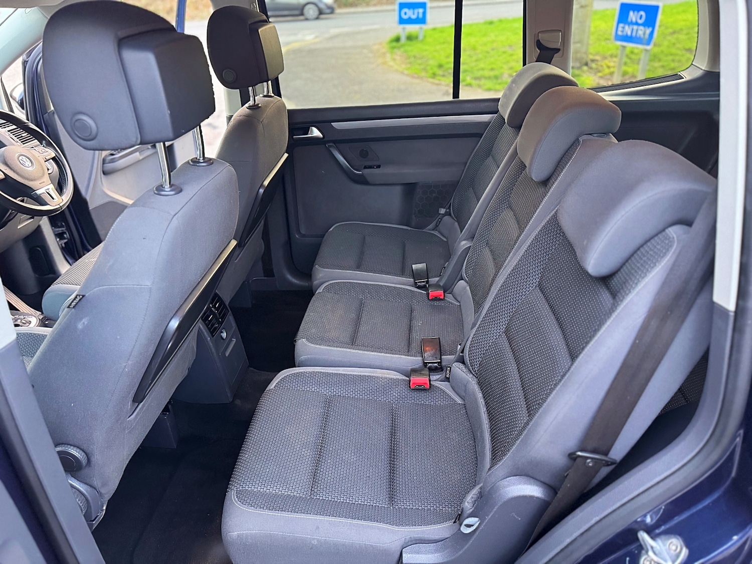 Used Volkswagen Touran 2014 for sale - 77970776: Photo 38