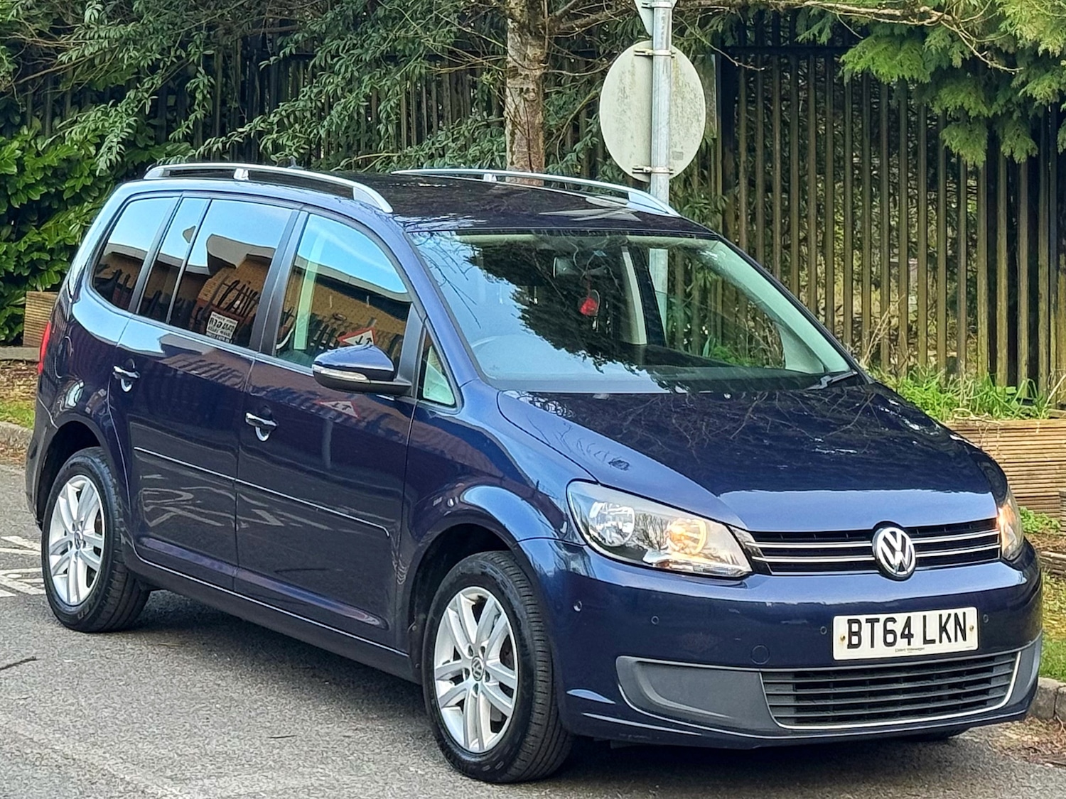 Used Volkswagen Touran 2014 for sale - 77970776: Photo 5