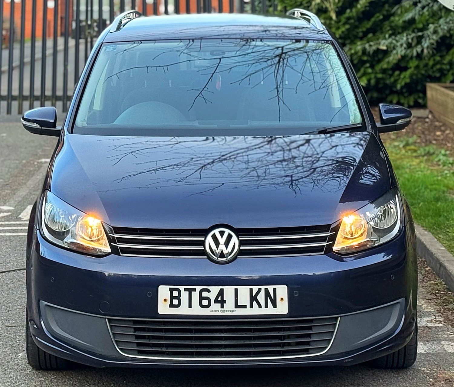 Used Volkswagen Touran 2014 for sale - 77970776: Photo 9