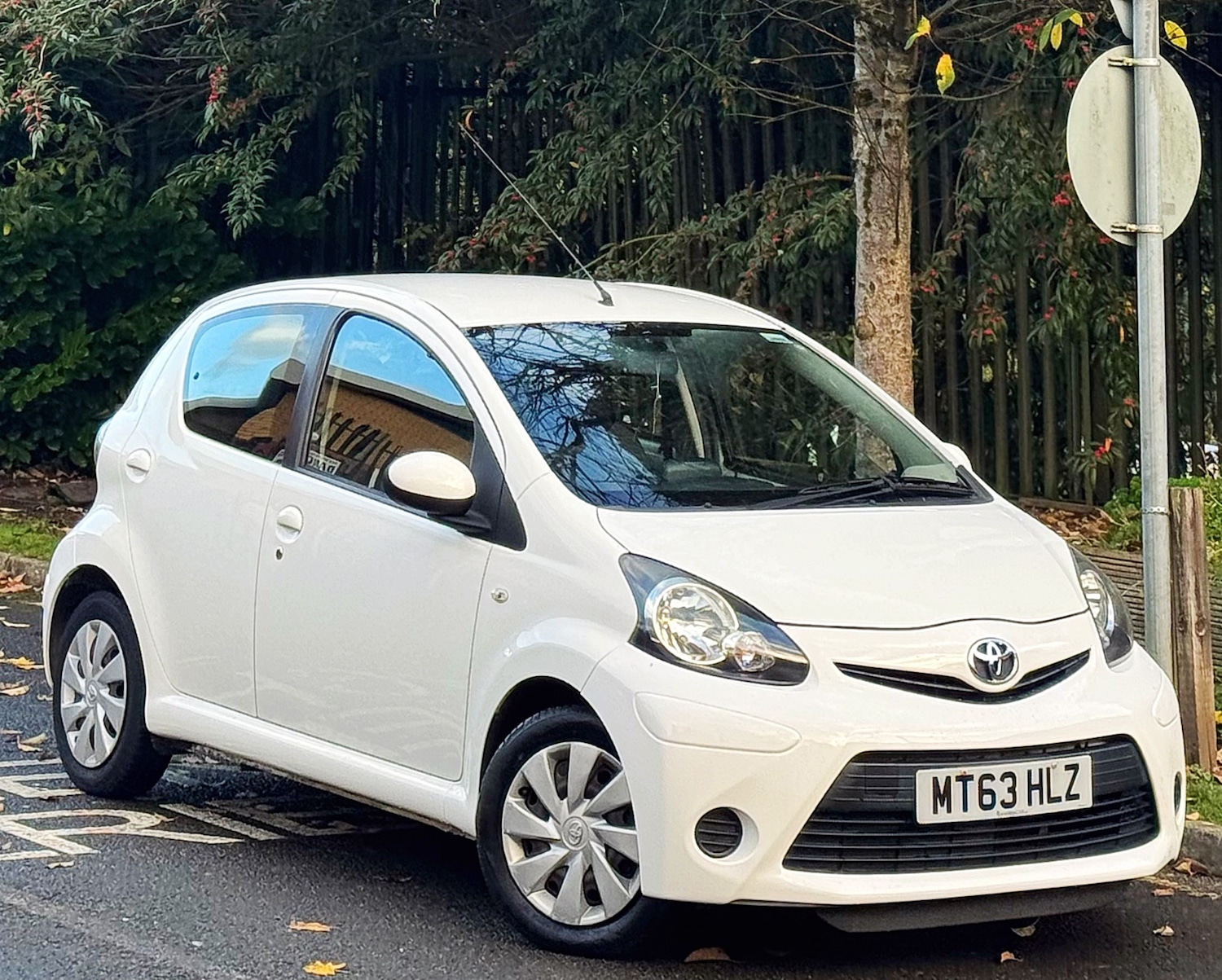 Used Toyota AYGO 2013 for sale - 76526763: Photo 1