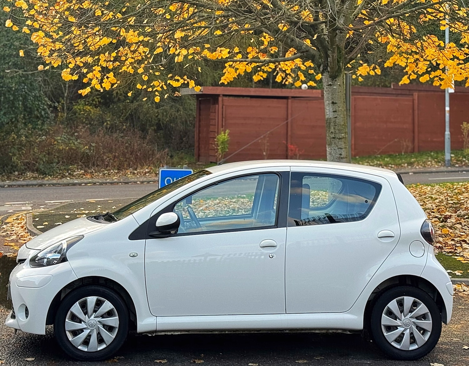 Used Toyota AYGO 2013 for sale - 76526763: Photo 19