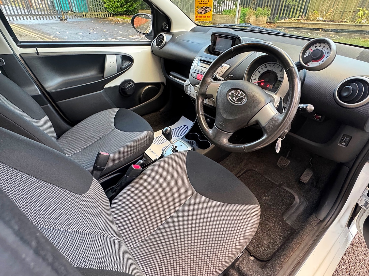 Used Toyota AYGO 2013 for sale - 76526763: Photo 28