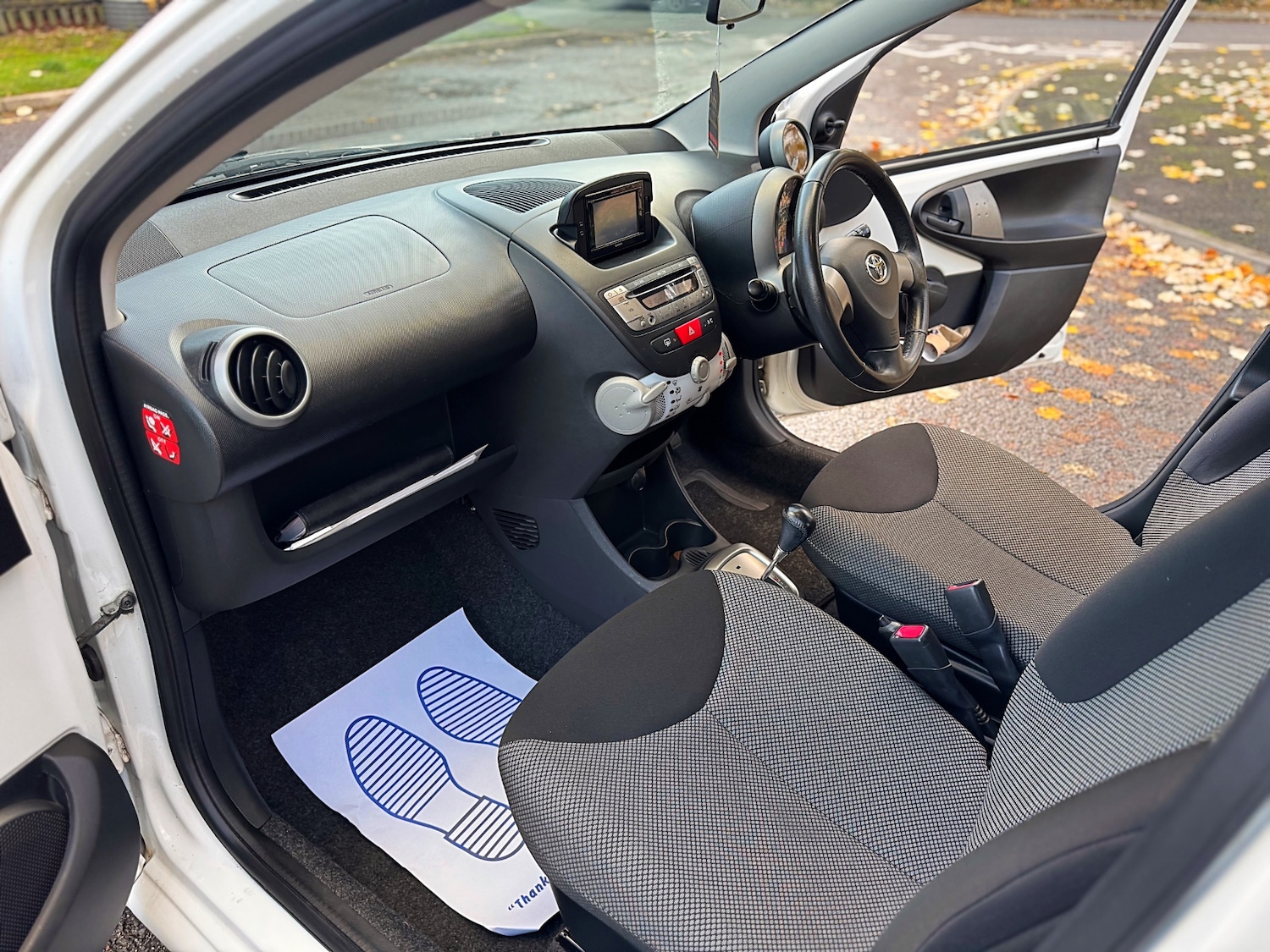 Used Toyota AYGO 2013 for sale - 76526763: Photo 33