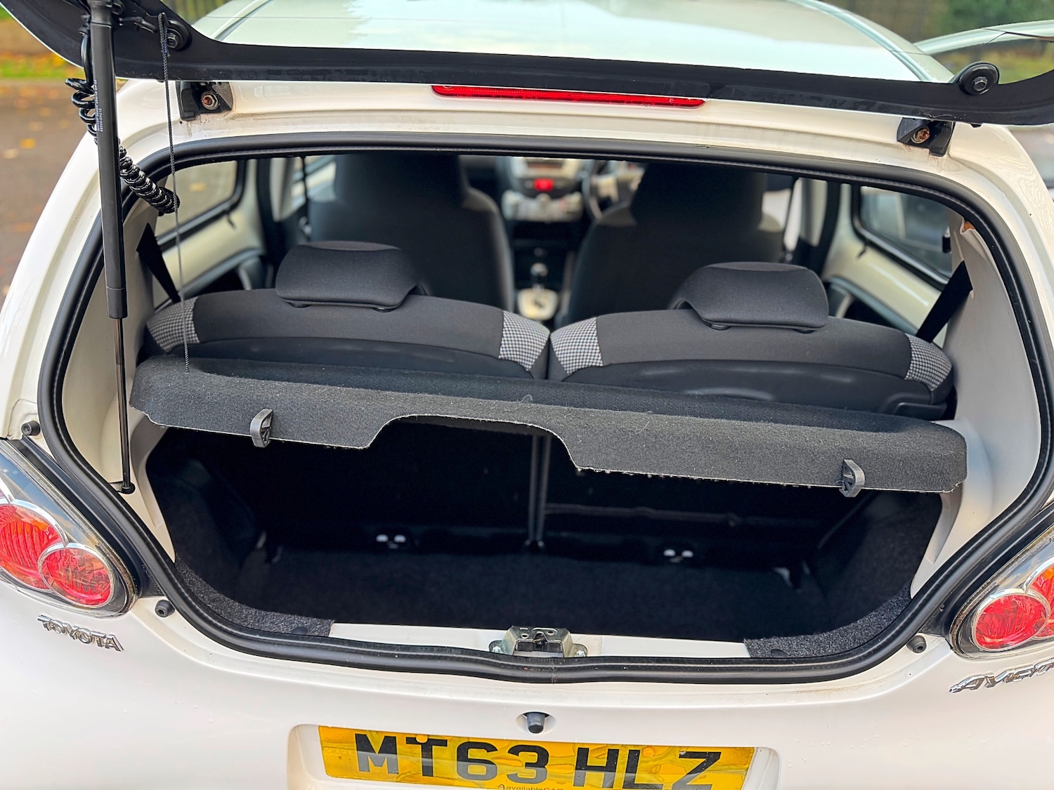 Used Toyota AYGO 2013 for sale - 76526763: Photo 37