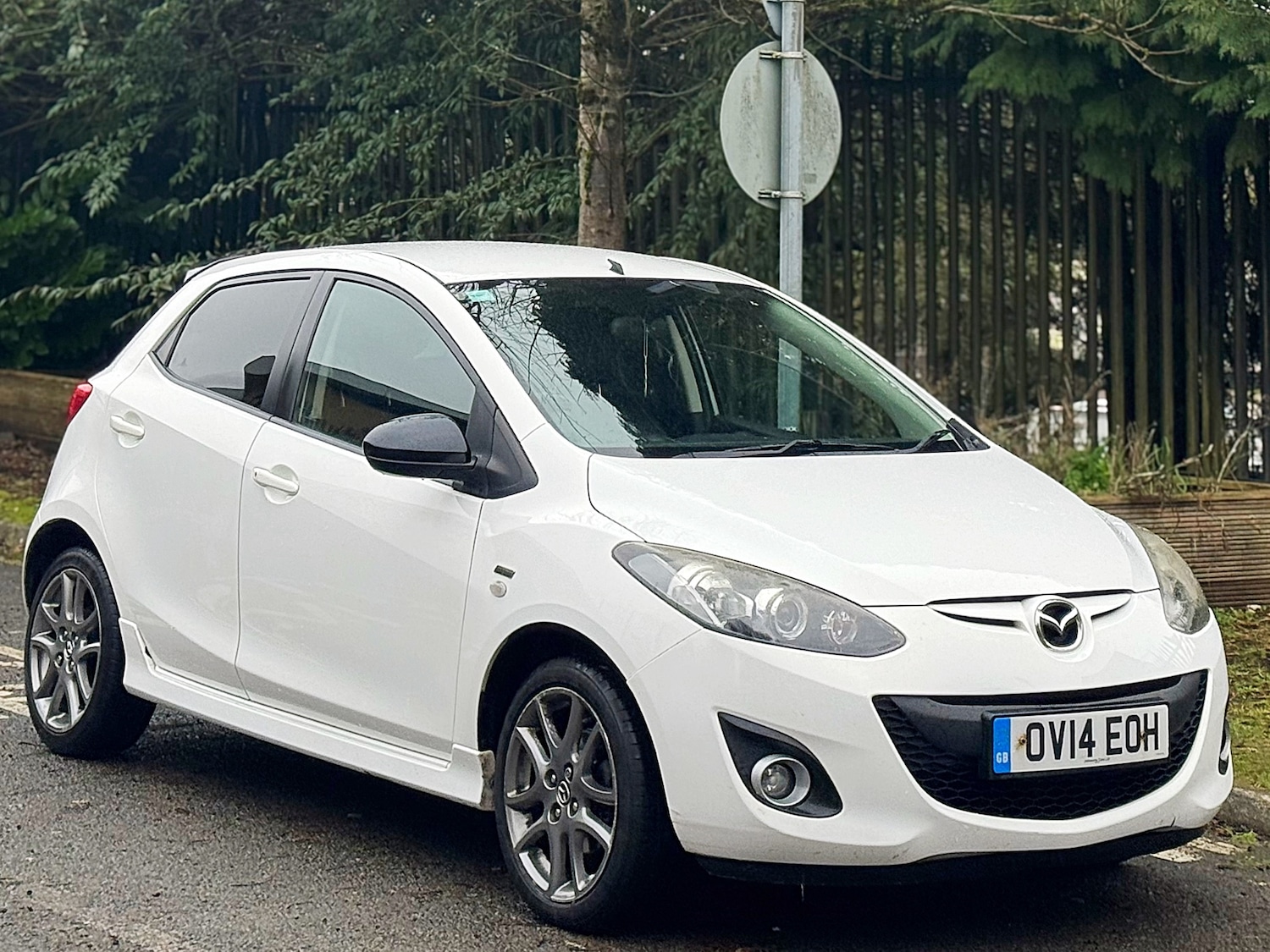 Used Mazda Mazda2 2014 for sale - 77537116: Photo 6