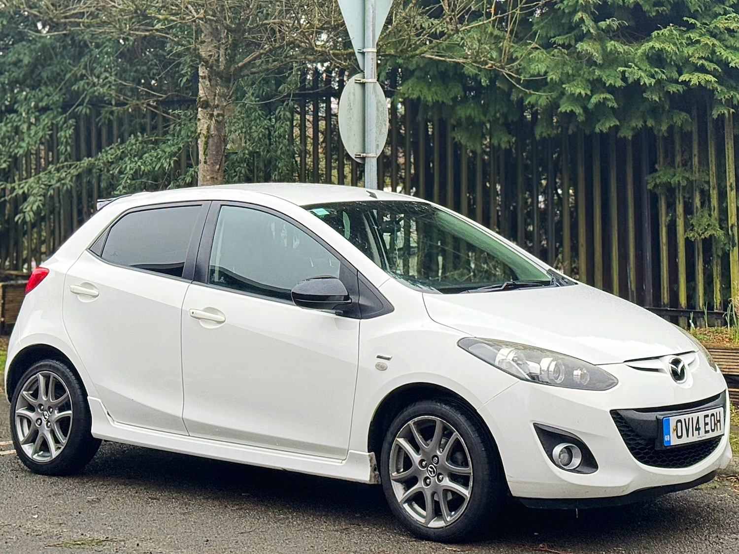 Used Mazda Mazda2 2014 for sale - 77537116: Photo 8