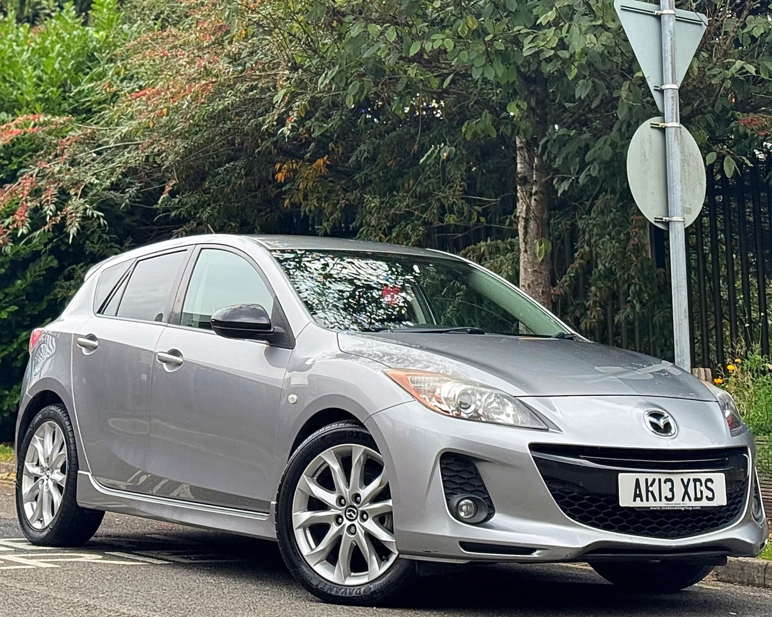 Used Mazda Mazda3 2013 for sale - 76093918: Photo 3
