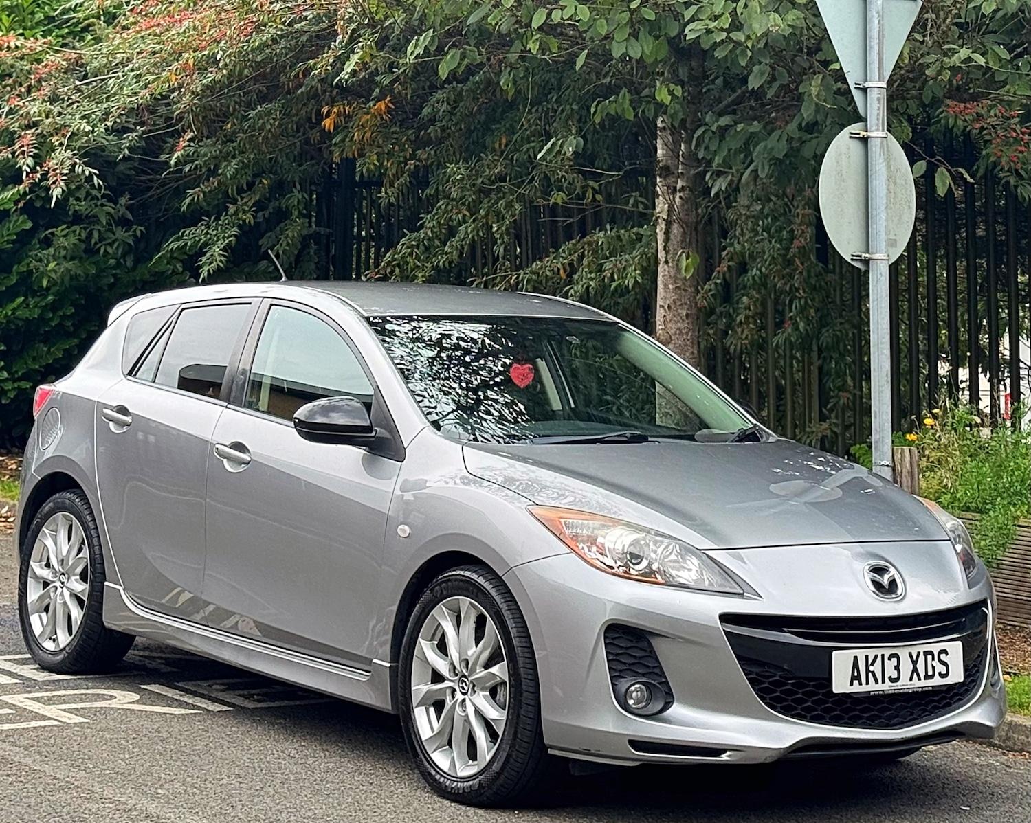 Used Mazda Mazda3 2013 for sale - 76093918: Photo 5