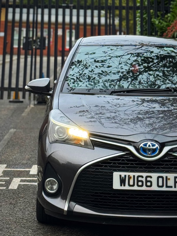 Used Toyota Yaris 2016 for sale - 76225439: Photo 10