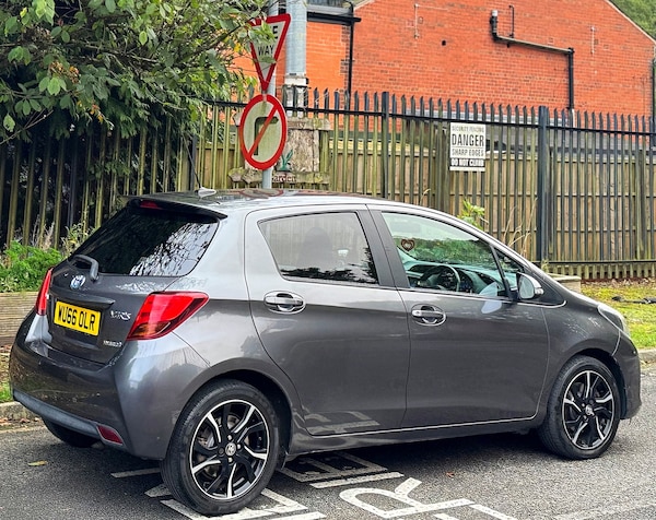 Used Toyota Yaris 2016 for sale - 76225439: Photo 22