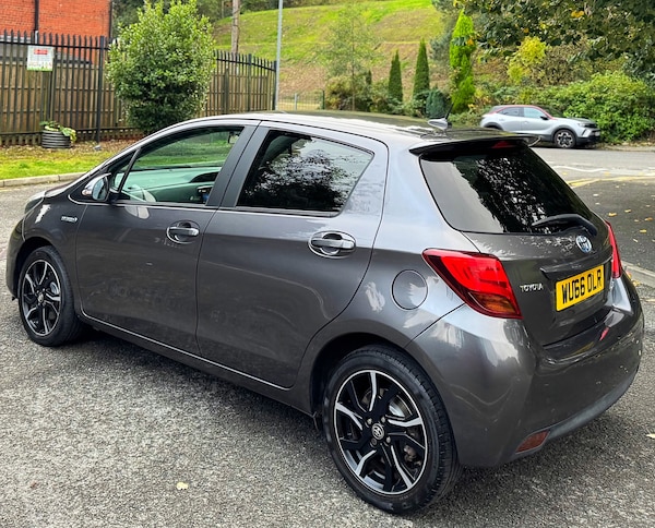 Used Toyota Yaris 2016 for sale - 76225439: Photo 27