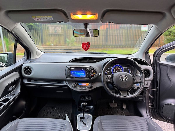 Used Toyota Yaris 2016 for sale - 76225439: Photo 33
