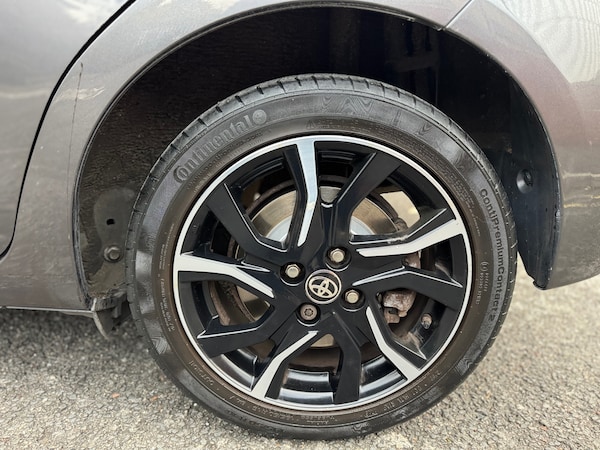 Used Toyota Yaris 2016 for sale - 76225439: Photo 40