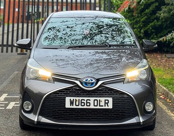 Used Toyota Yaris 2016 for sale - 76225439: Photo 9