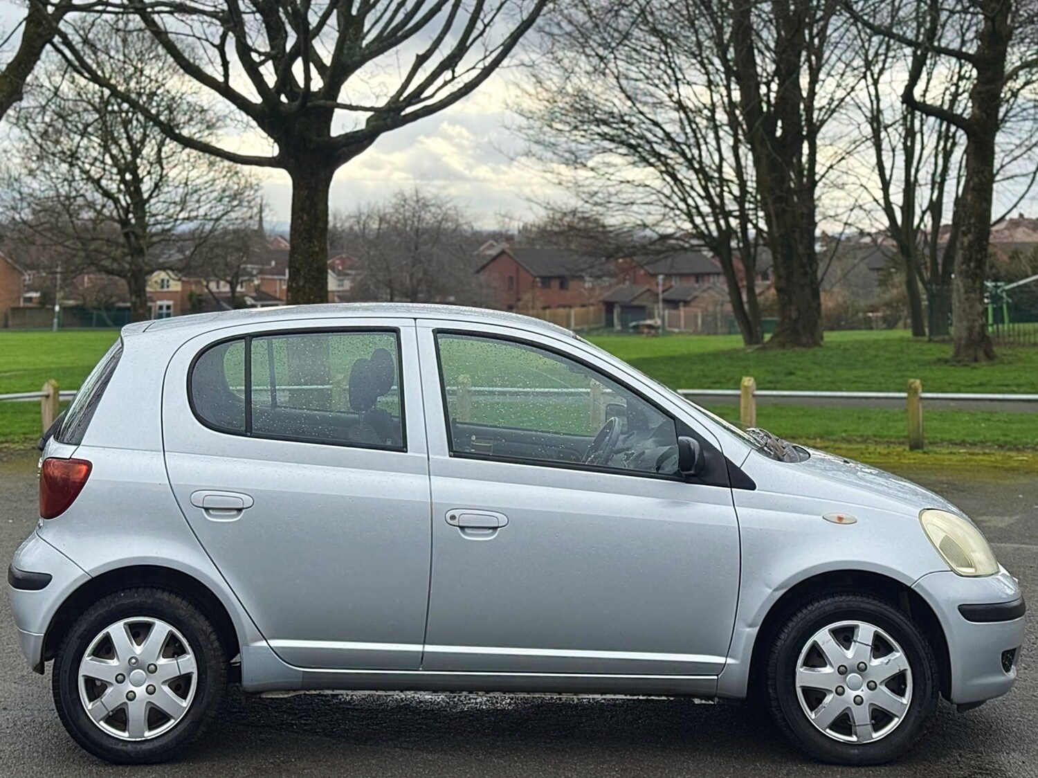 Used Toyota Yaris 2005 for sale - 77704591: Photo 11