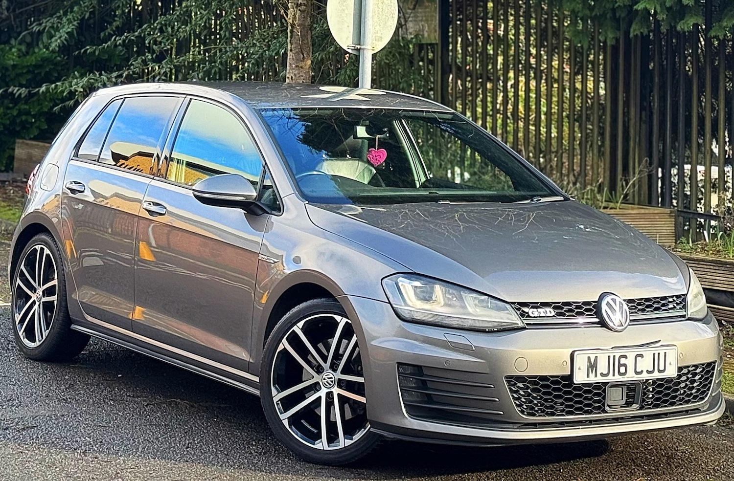 Used Volkswagen Golf 2016 for sale - 77441461: Photo 3