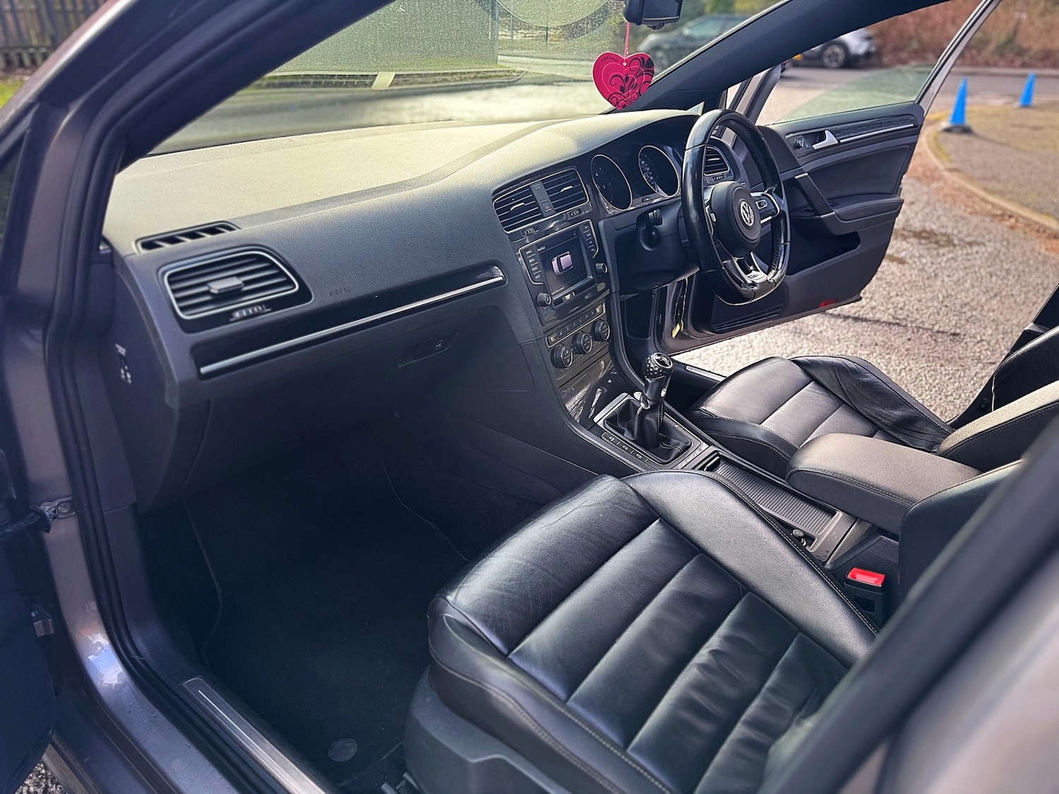 Used Volkswagen Golf 2016 for sale - 77441461: Photo 36