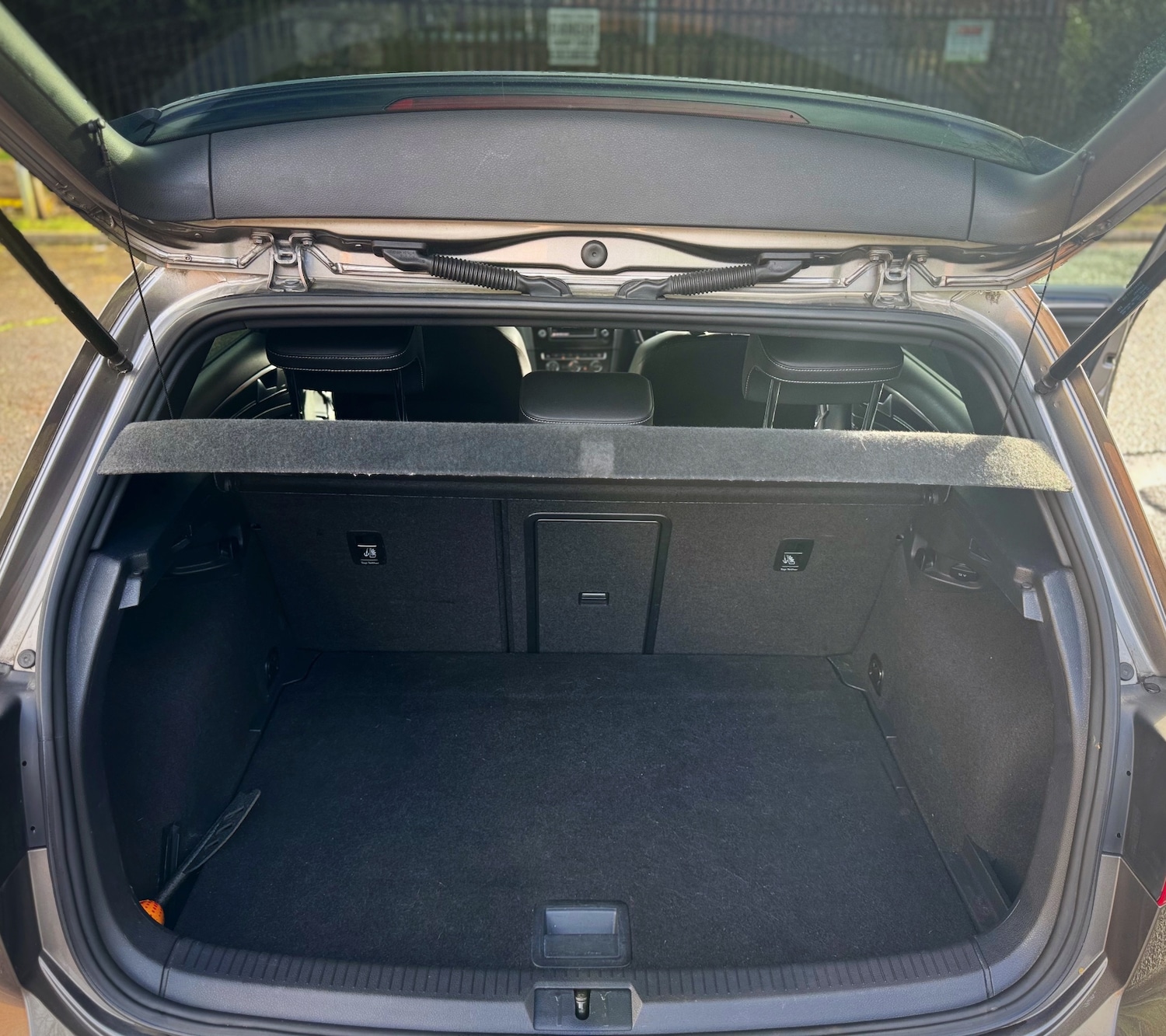 Used Volkswagen Golf 2016 for sale - 77441461: Photo 40