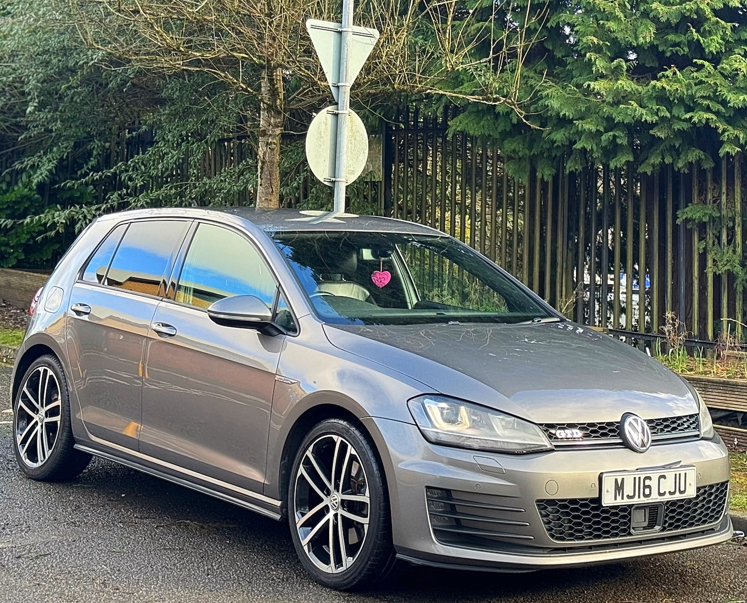 Used Volkswagen Golf 2016 for sale - 77441461: Photo 6