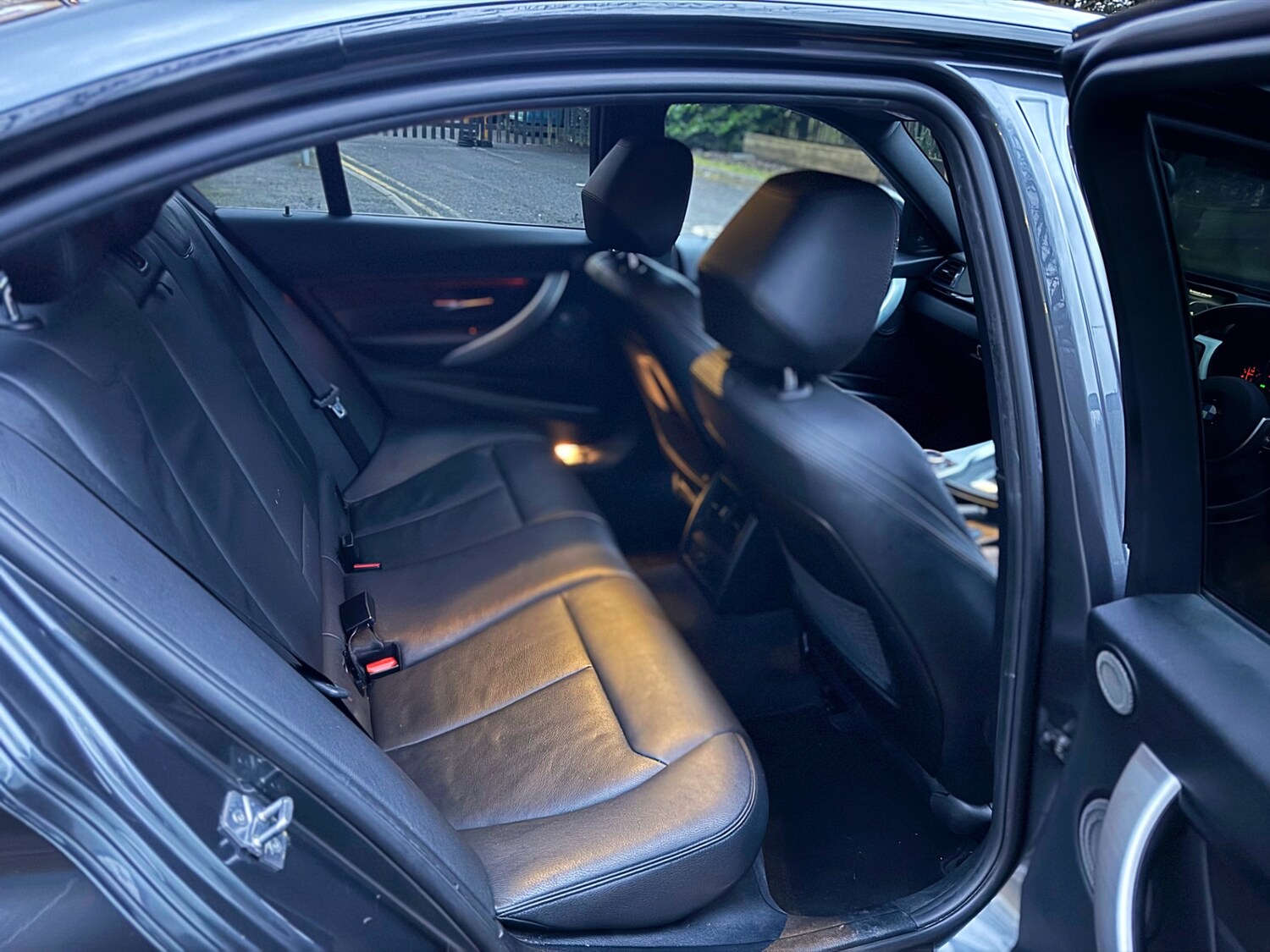 Used BMW 3 Series 2014 for sale - 77560404: Photo 33