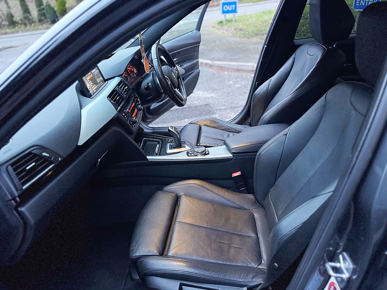 Used BMW 3 Series 2014 for sale - 77560404: Photo 36