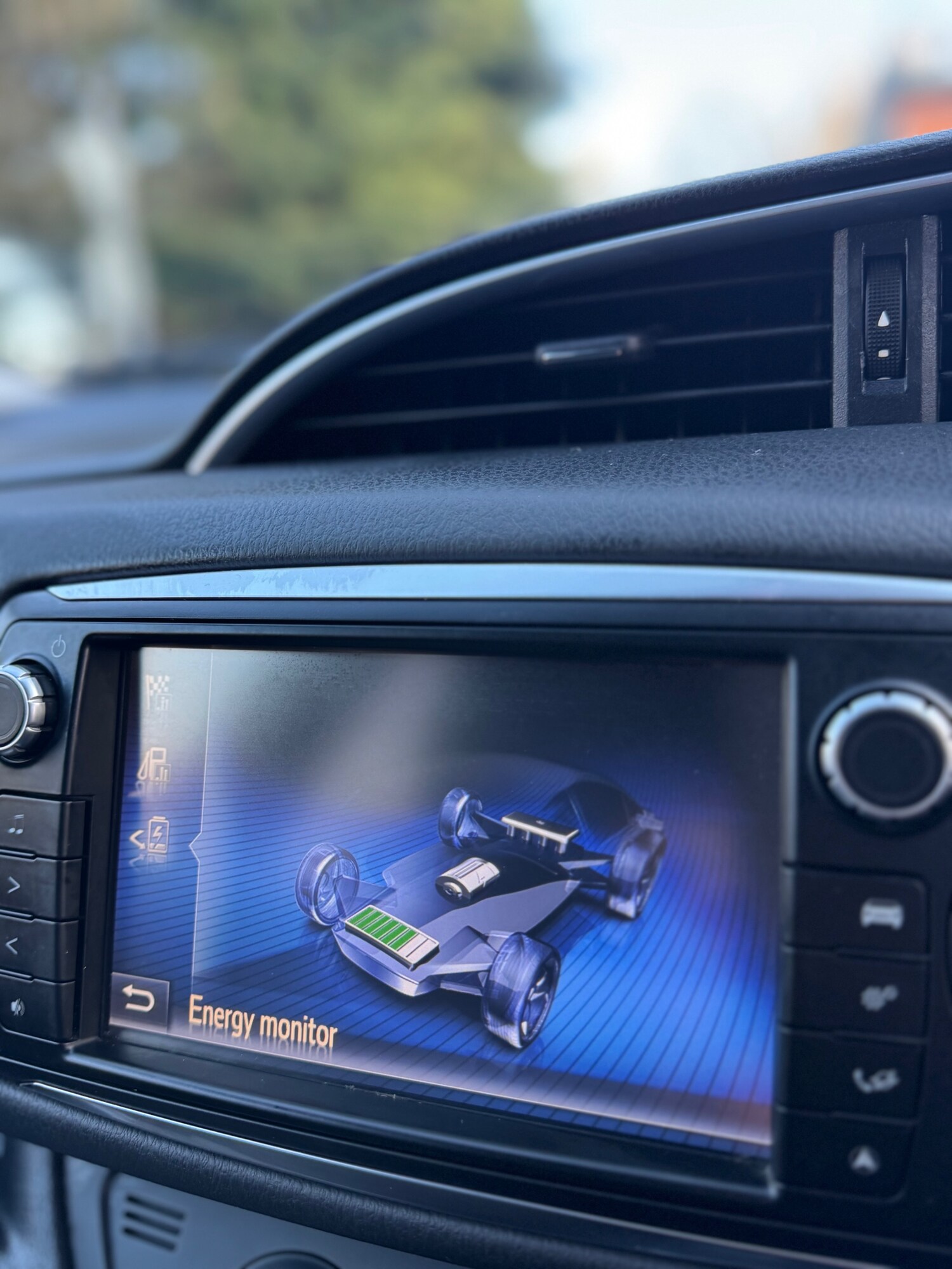 Used Toyota Yaris 2017 for sale - 77740320: Photo 52