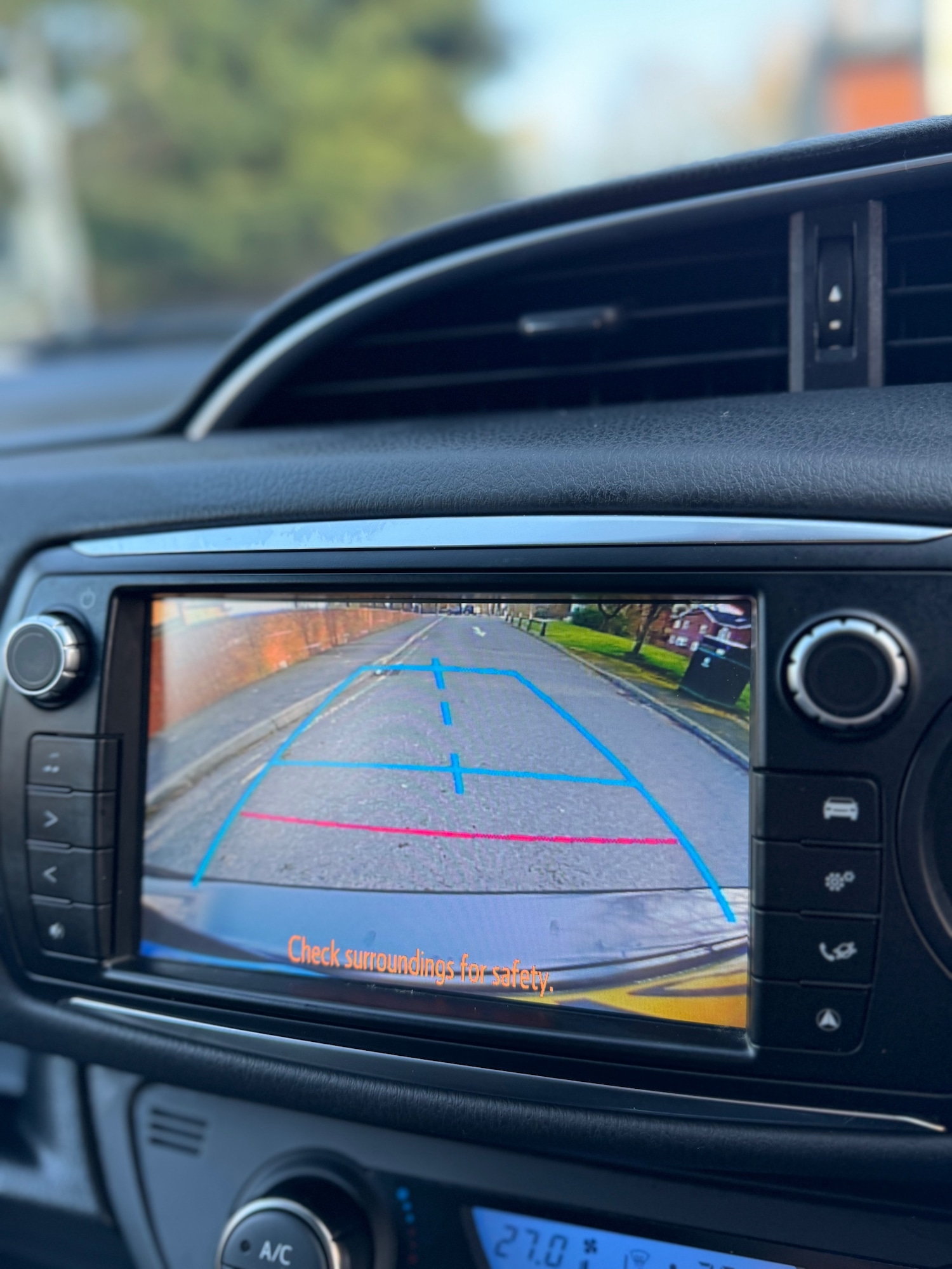 Used Toyota Yaris 2017 for sale - 77740320: Photo 53