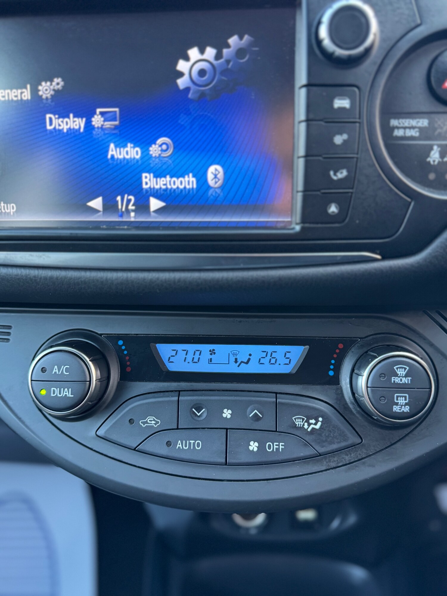 Used Toyota Yaris 2017 for sale - 77740320: Photo 54