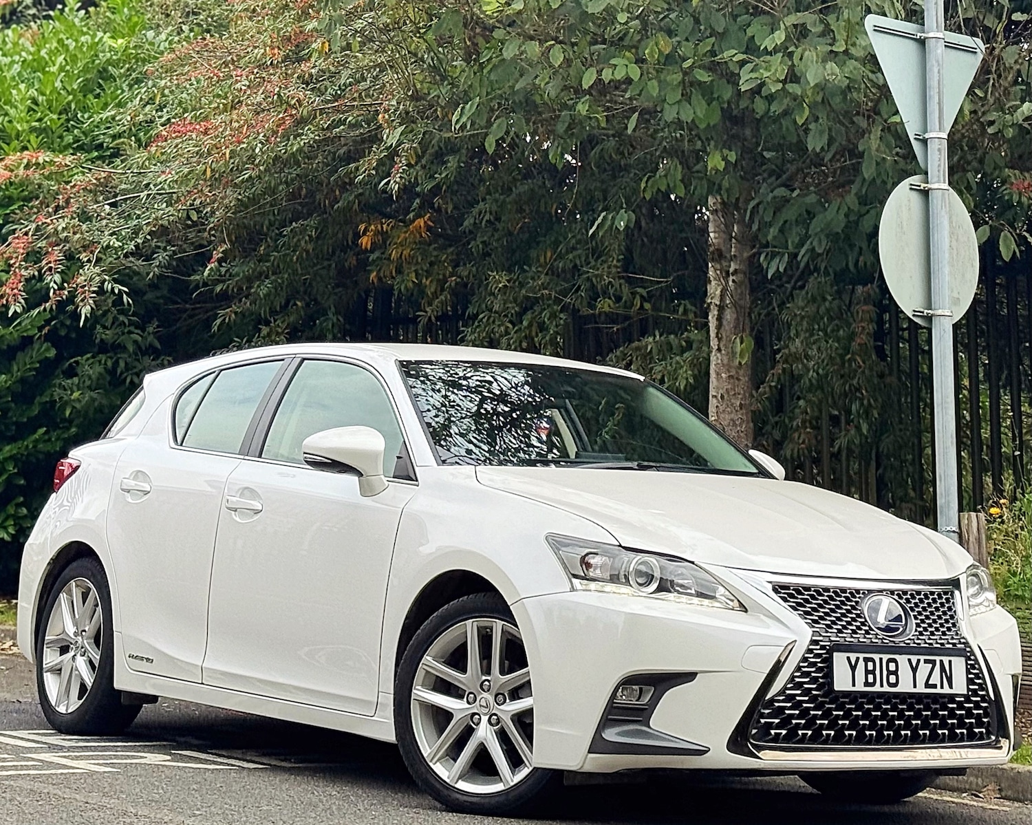Used Lexus CT 2018 for sale - 76094067: Photo 3